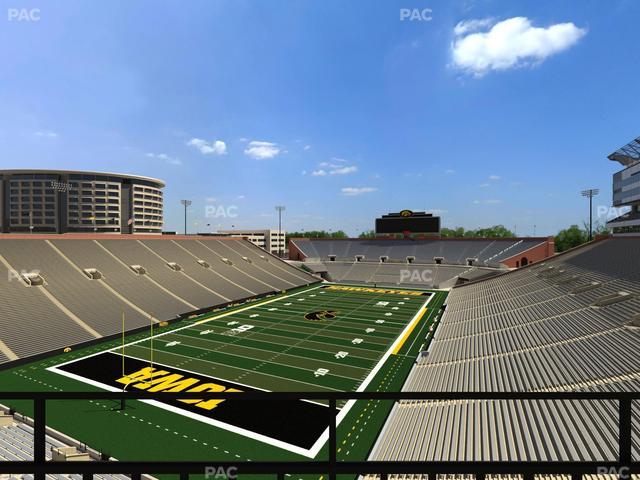 Kinnick Stadium - Section 333 Seat View