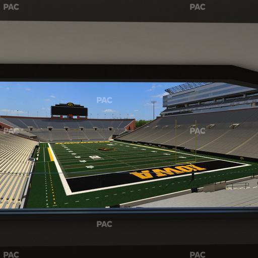 Kinnick Stadium - Section Ironmen Box 17 Seat View