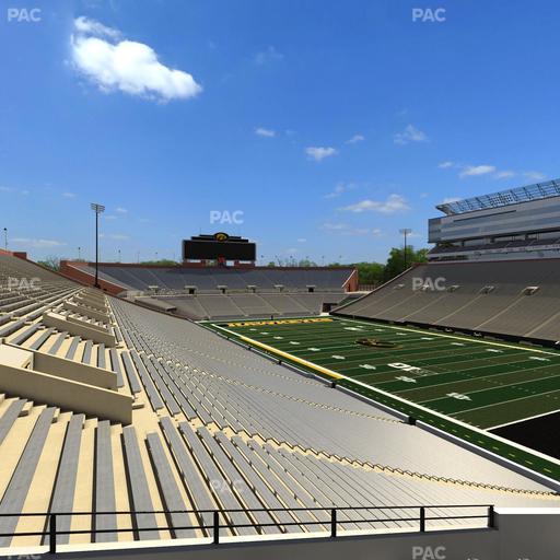 Kinnick Stadium - Section Ted Pacha Family And Kinnick Edge Club Seat View