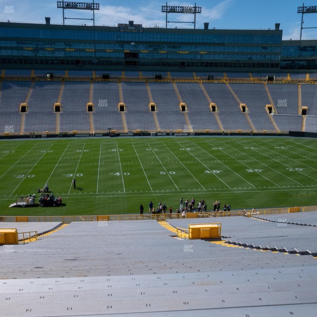 Lambeau Field - Section 121 Seat View