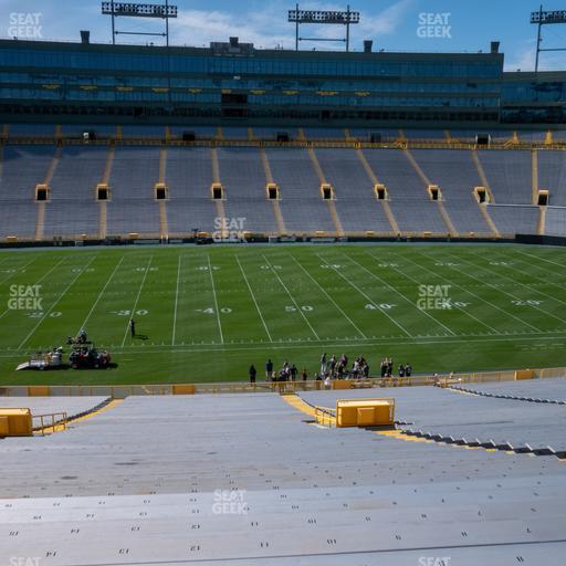 Lambeau Field - Section 121 Seat View