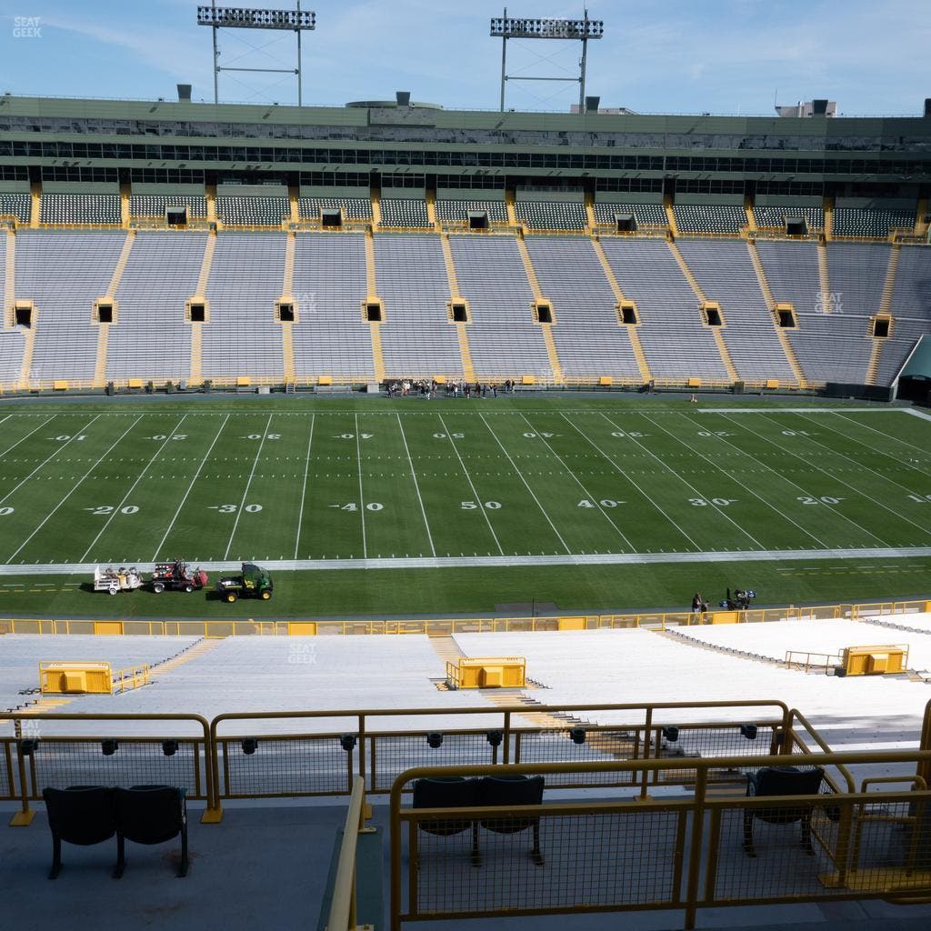 Lambeau Field - Section 324 Seat View