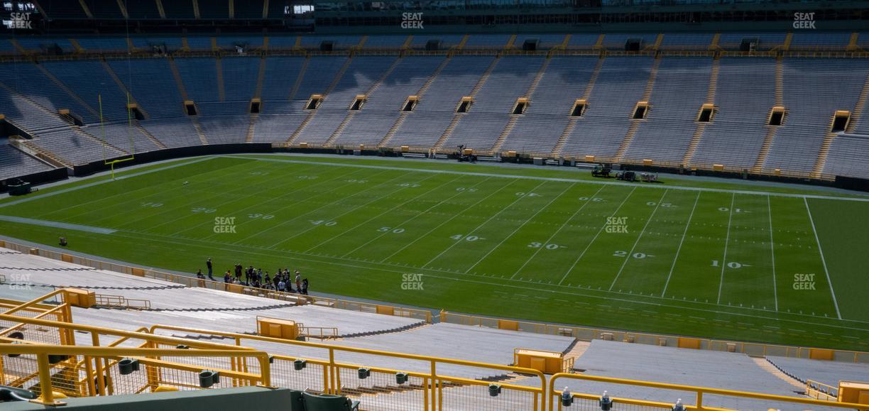 Lambeau Field - Section 413 Seat View
