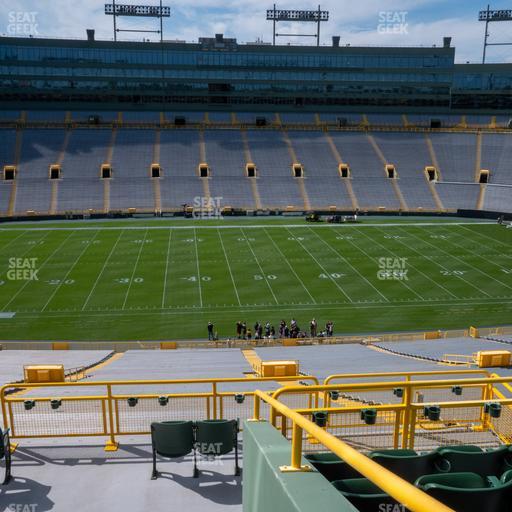 Lambeau Field - Section 421 Seat View