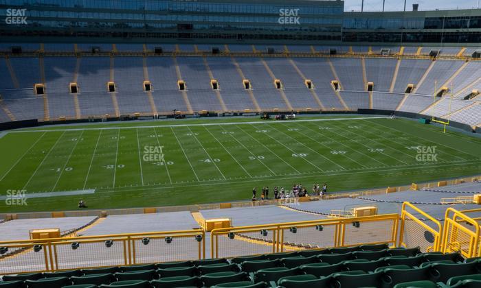Lambeau Field - Section 423 Seat View