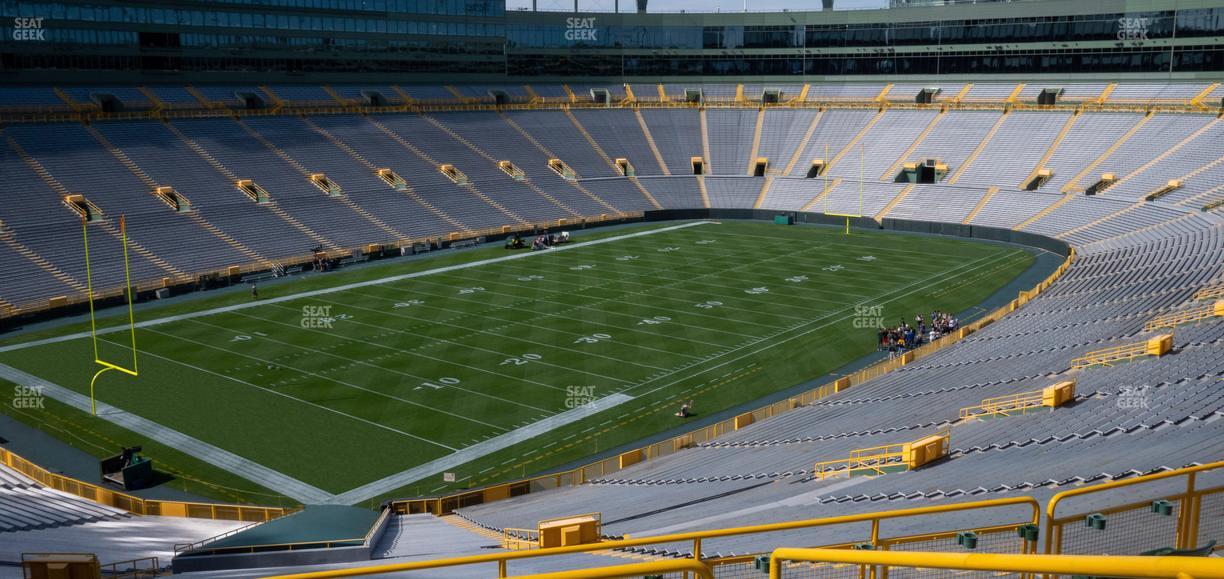 Lambeau Field - Section 433 Seat View