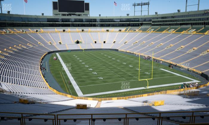 Lambeau Field - Section 438 S Seat View