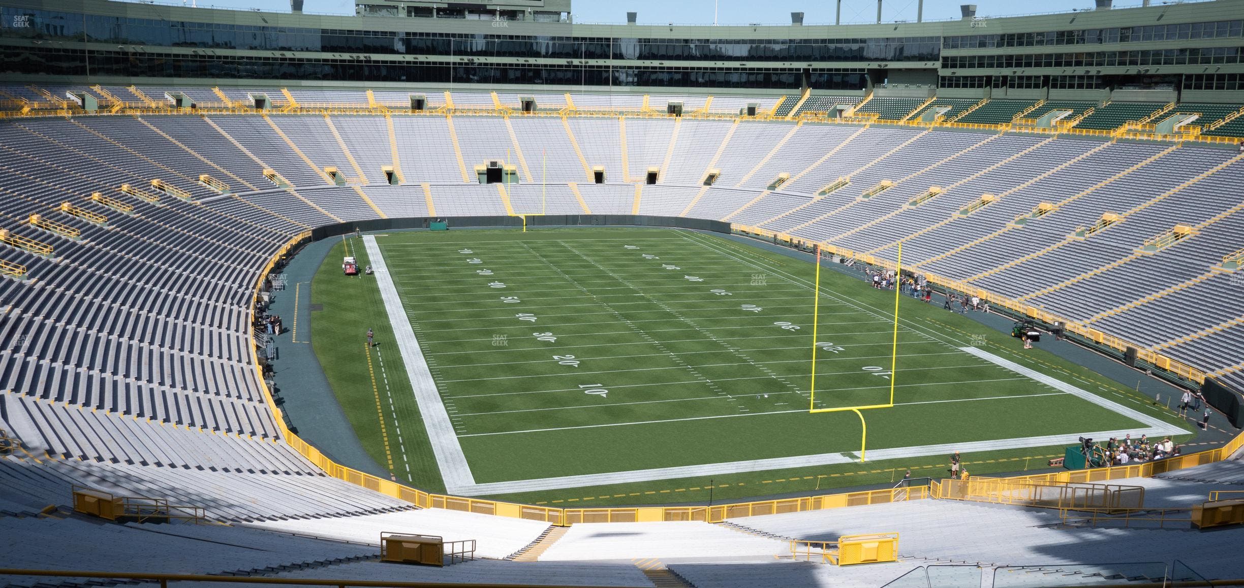 Lambeau Field - Section 440 S Seat View