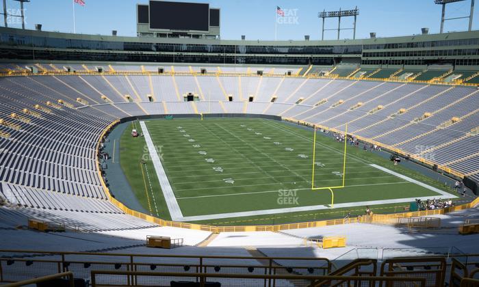 Lambeau Field - Section 442 S Seat View