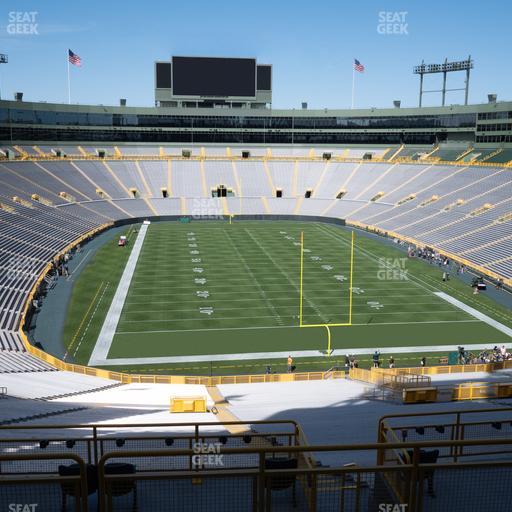 Lambeau Field - Section 444 S Seat View