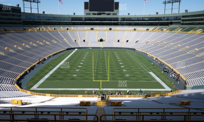 Lambeau Field - Section 450 S Seat View