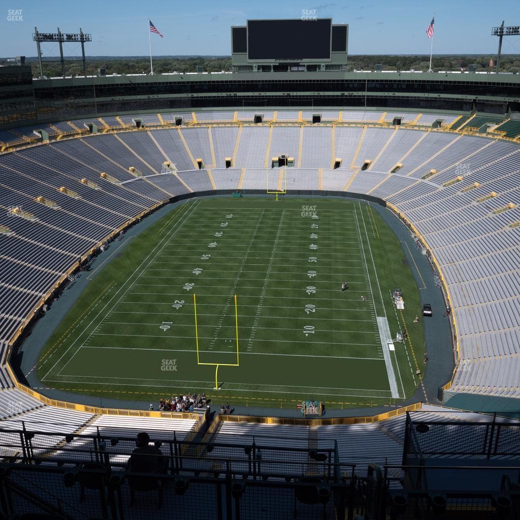 Lambeau Field - Section Champions Club 4 Seat View