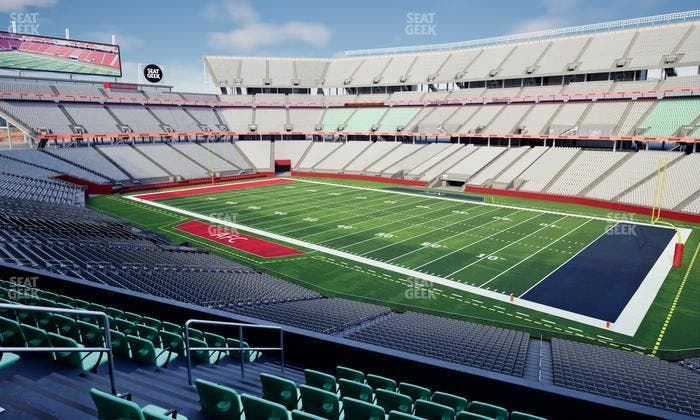 Levi's Stadium - Section Mid Level Sideline Seat View