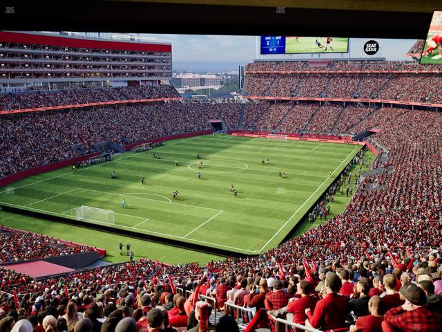 Levi's Stadium - Section Resort Suite 32 Seat View