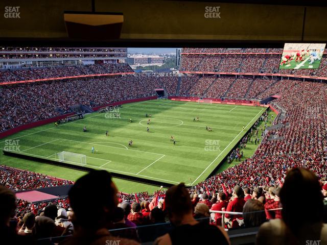 Levi's Stadium - Section Resort Suite 32 Seat View Levi's Stadium - Section Resort Suite 32 Seat View
