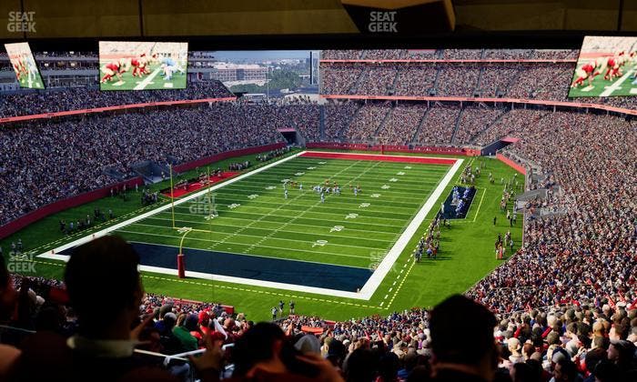 Levi's Stadium - Section Resort Suite 35 Seat View