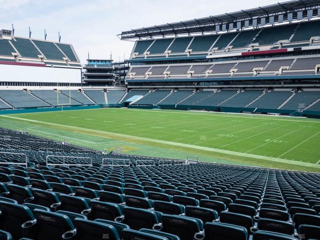 Lincoln Financial Field - Section 104 Seat View