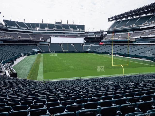 Lincoln Financial Field - Section 127 Seat View