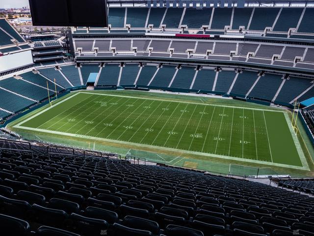 Lincoln Financial Field - Section 203 Seat View