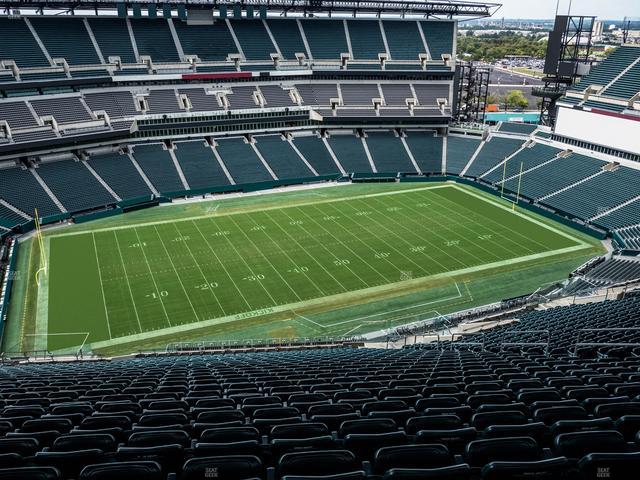 Lincoln Financial Field - Section Club Suite 127 Seat View