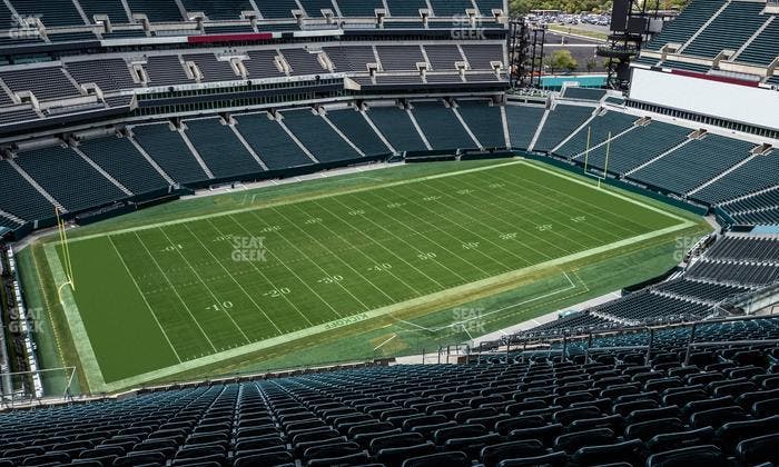 Lincoln Financial Field - Section Club Suite 131 Seat View
