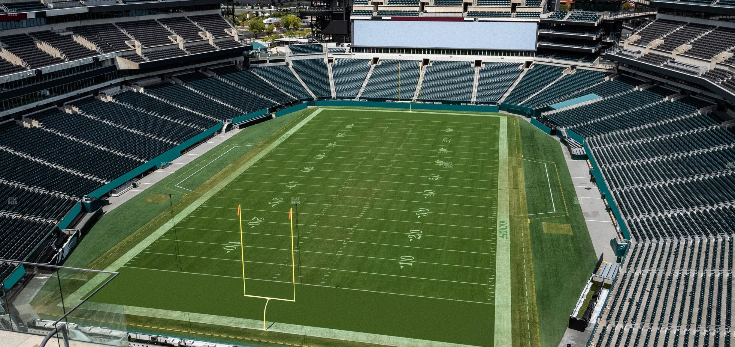 Lincoln Financial Field - Section Club Suite 147 Seat View
