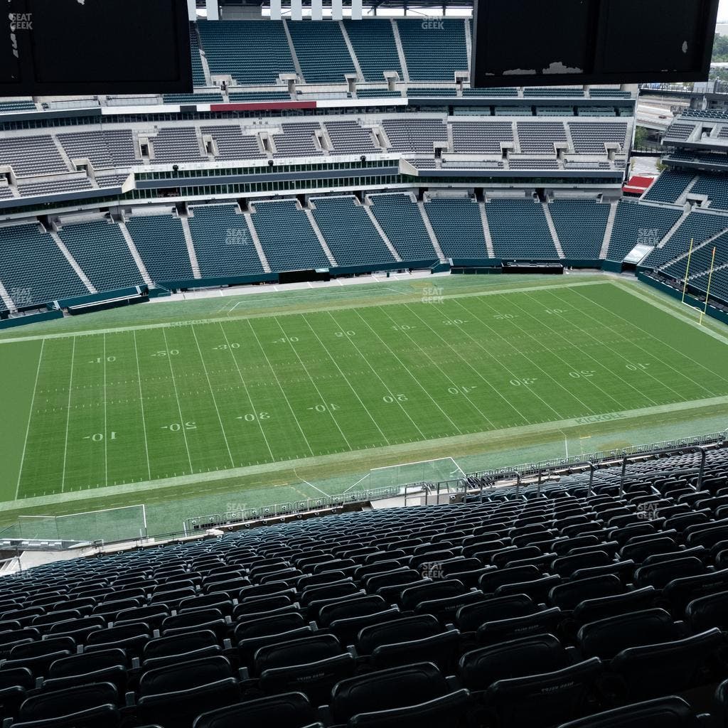 Lincoln Financial Field - Section Club Suite 173 Seat View