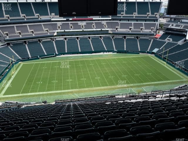 Lincoln Financial Field - Section Club Suite 174 Seat View