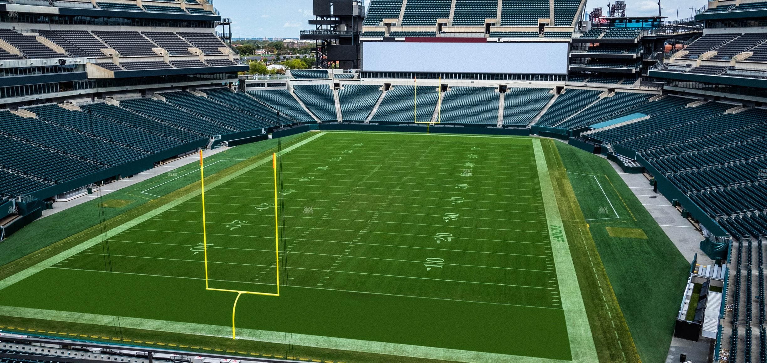 Lincoln Financial Field - Section Lower Suite 40 Seat View