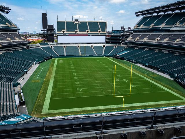 Lincoln Financial Field - Section M 10 Seat View