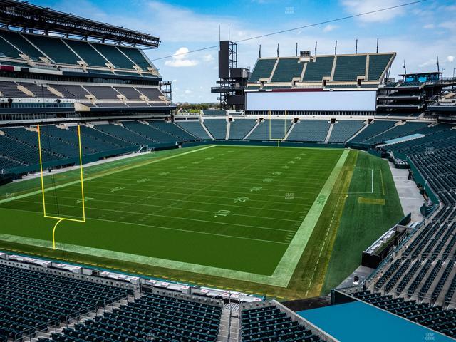Lincoln Financial Field - Section M 14 Seat View
