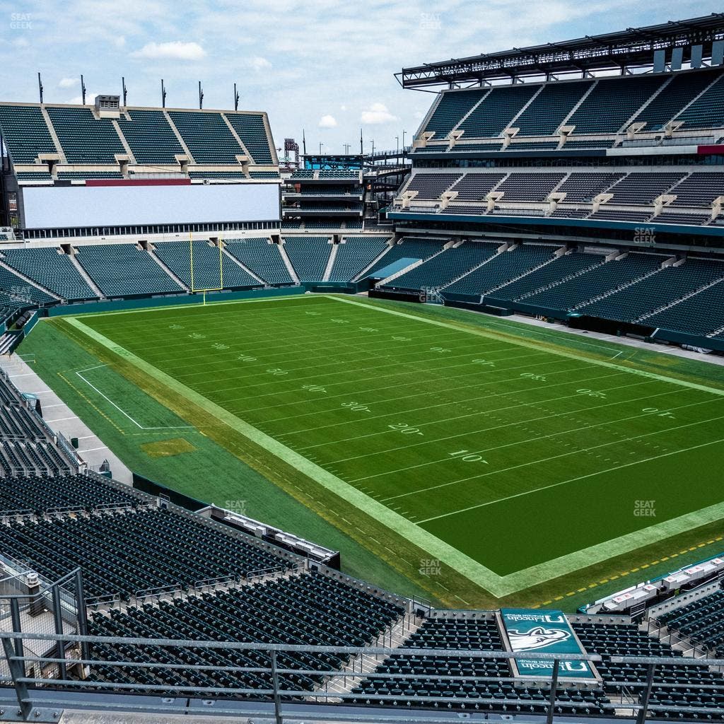 Lincoln Financial Field - Section M 8 Seat View