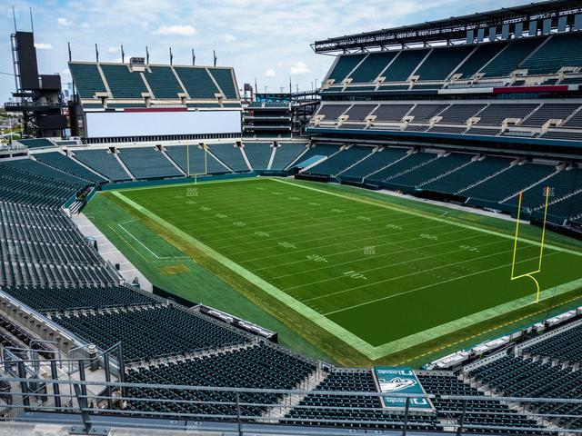 Lincoln Financial Field - Section M 8 Seat View