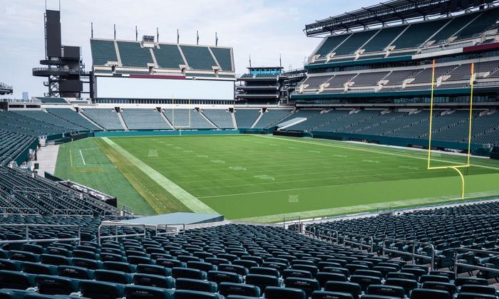 Lincoln Financial Field - Section Main Concourse Suite 1 Seat View