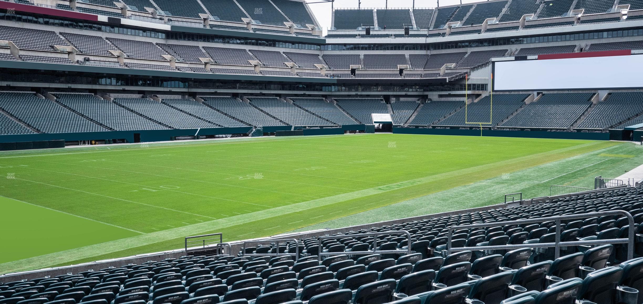 Lincoln Financial Field - Section Main Concourse Suite 2 Seat View
