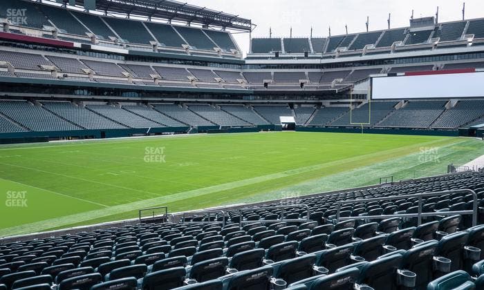 Lincoln Financial Field - Section Main Concourse Suite 2 Seat View