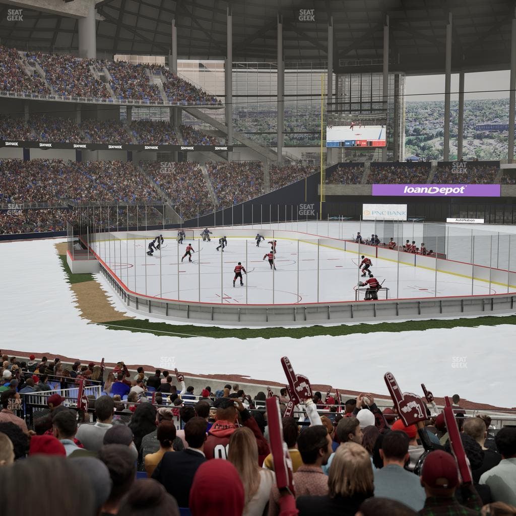 loanDepot park - Section Baseline Reserved Main 5 Seat View