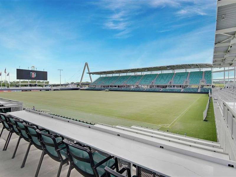 Premium club image 2