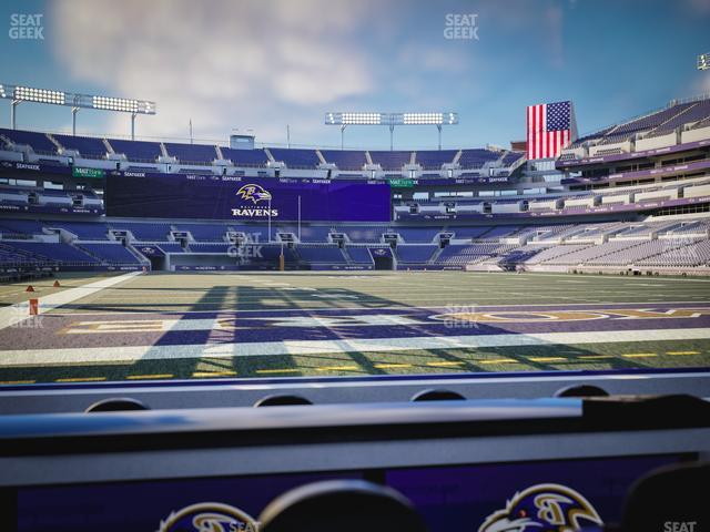 M&T Bank Stadium - Section Endzone Suite 10 Seat View