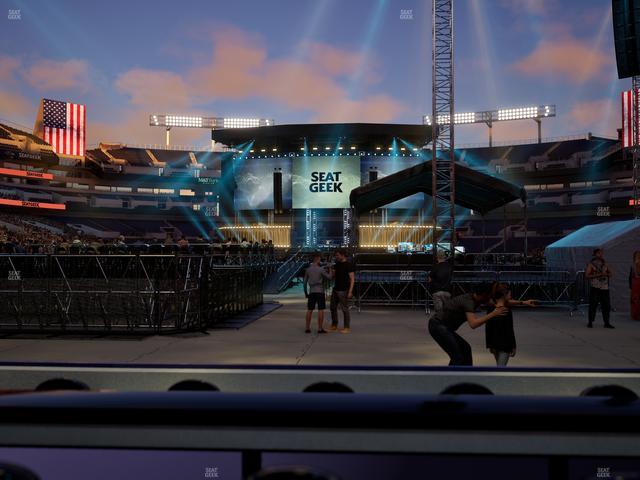 M&T Bank Stadium - Section Endzone Suite 4 Seat View M&T Bank Stadium - Section Endzone Suite 4 Seat View