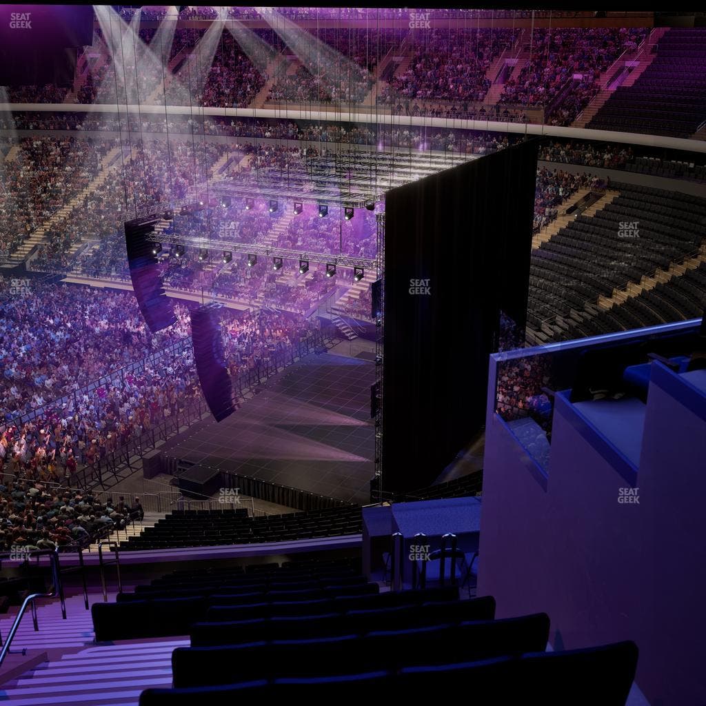 Madison Square Garden - Section 215 Seat View