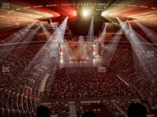 Madison Square Garden - Section Signature Level Suite 8 Seat View