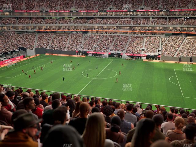 Mercedes-Benz Stadium - Section 208 Seat View