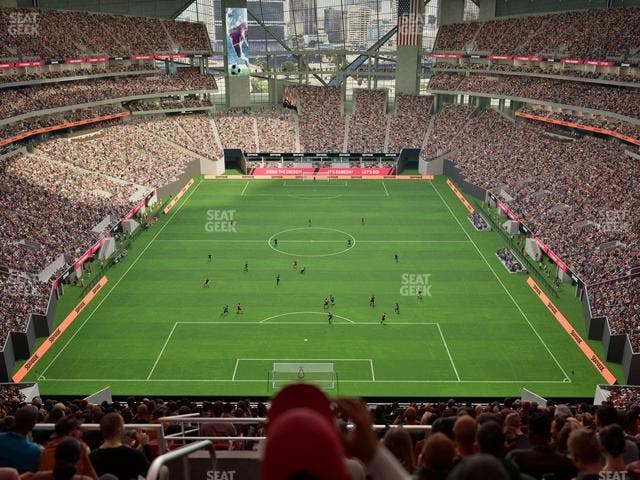 Mercedes-Benz Stadium - Section 325 Club Seat View