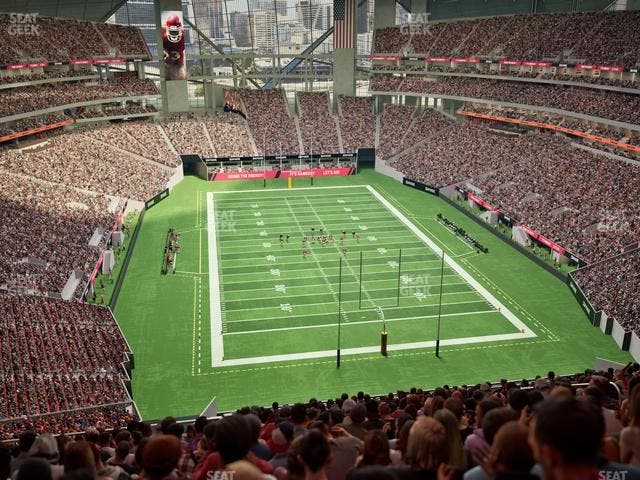 Mercedes-Benz Stadium - Section 327 Club Seat View