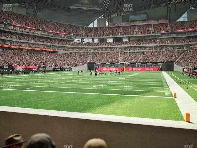Mercedes-Benz Stadium - Section East Field Suite 1 Seat View