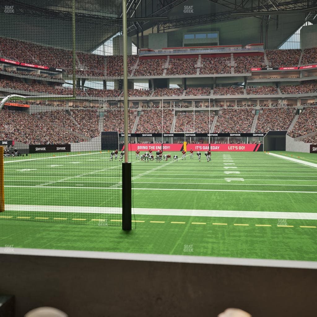 Mercedes-Benz Stadium - Section East Field Suite 3 Seat View