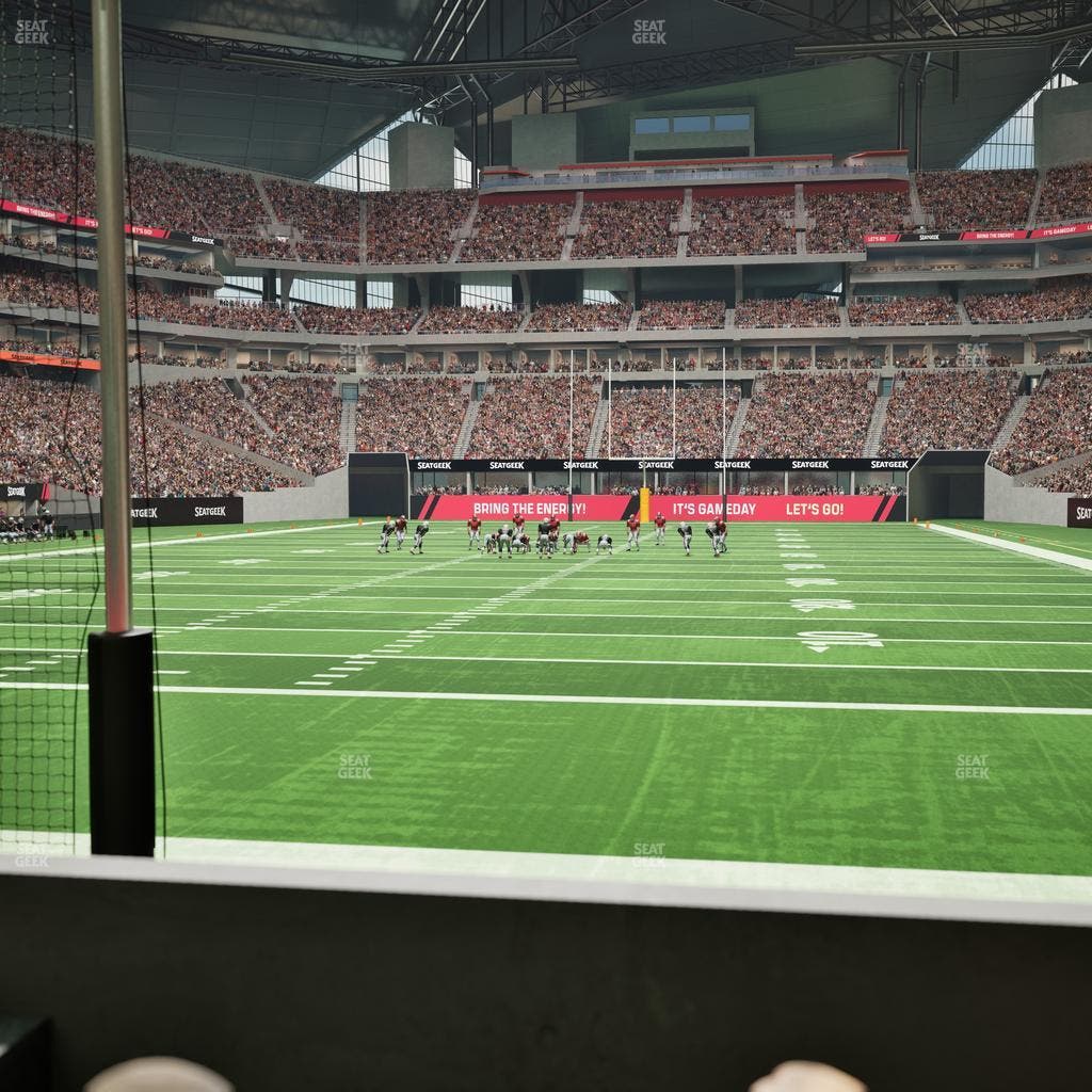 Mercedes-Benz Stadium - Section East Field Suite 3 Seat View