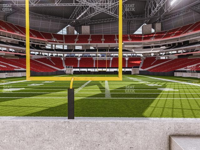 Mercedes-Benz Stadium - Section East Field Suite 4 Seat View