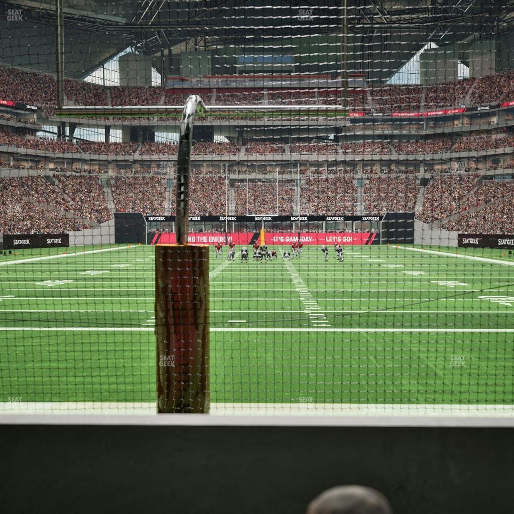 Mercedes-Benz Stadium - Section East Field Suite 4 Seat View